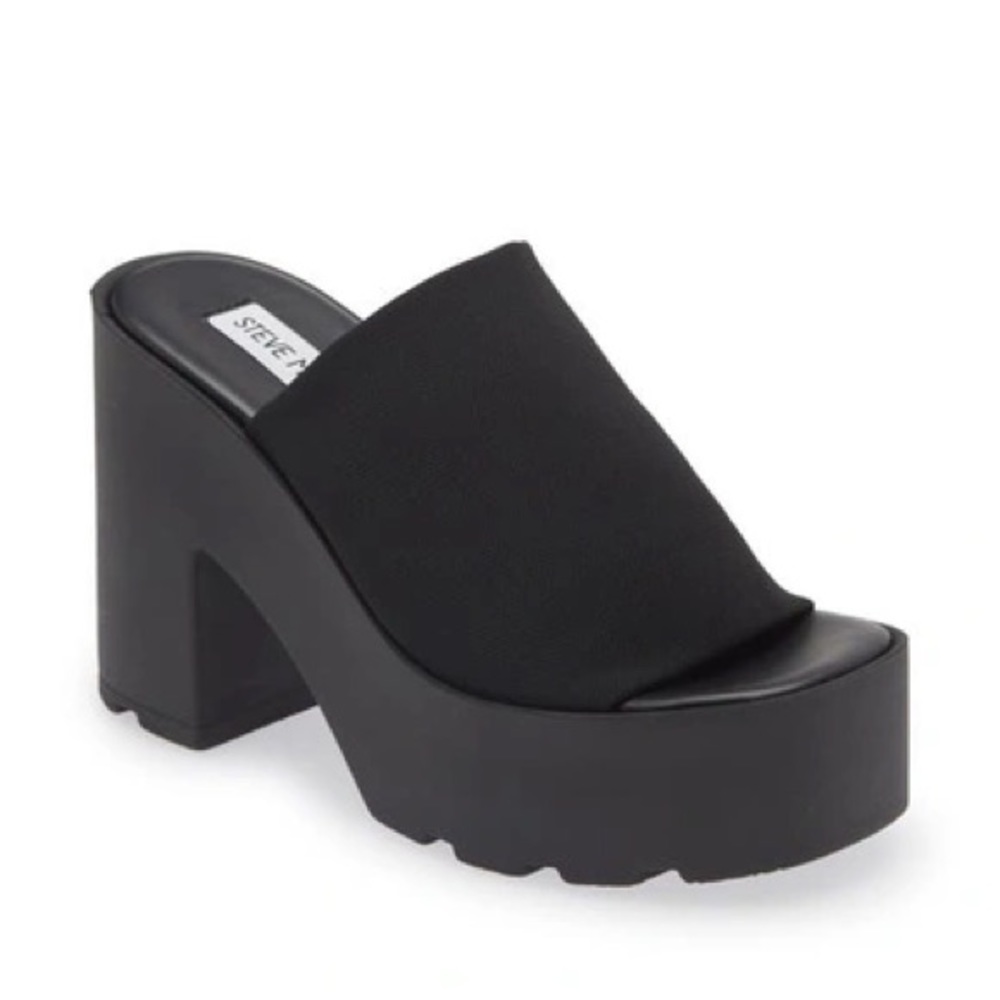 Steve Madden Y2K Sami Sandal